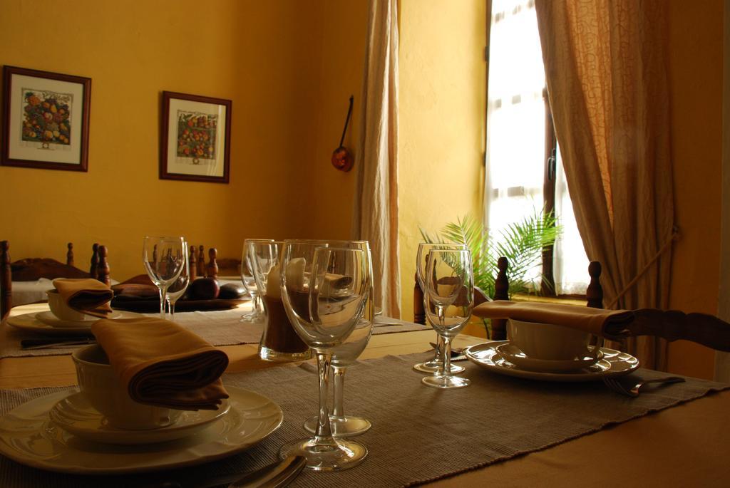 Casa Rural El Aguila Hotel