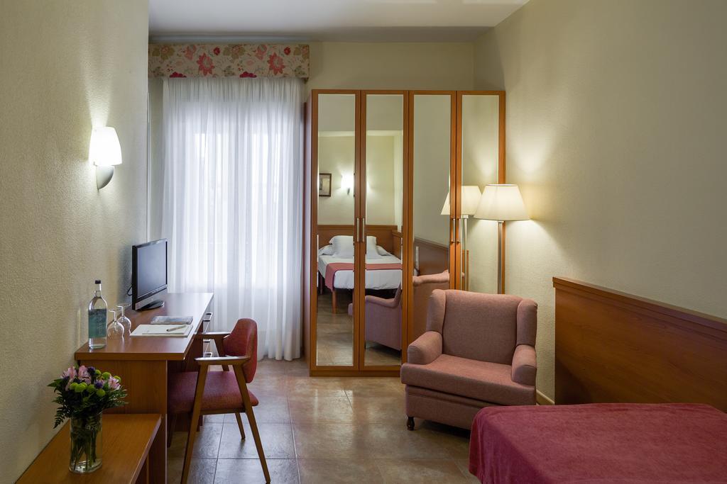 Resort Balneario De - Becquer 3*