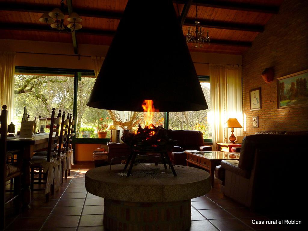 Guest house El Roblon