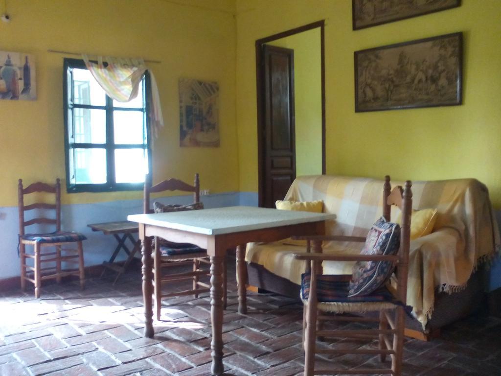 Cortijo El Berrocal Country house *