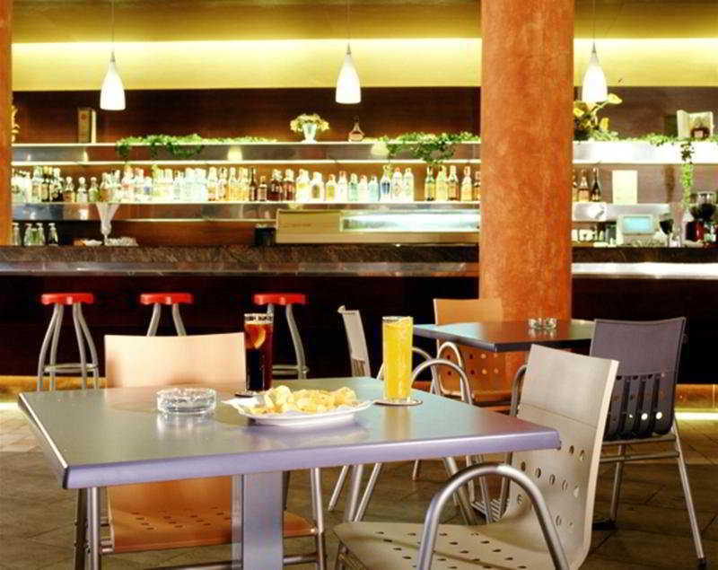 Apartahotel Advise Reina