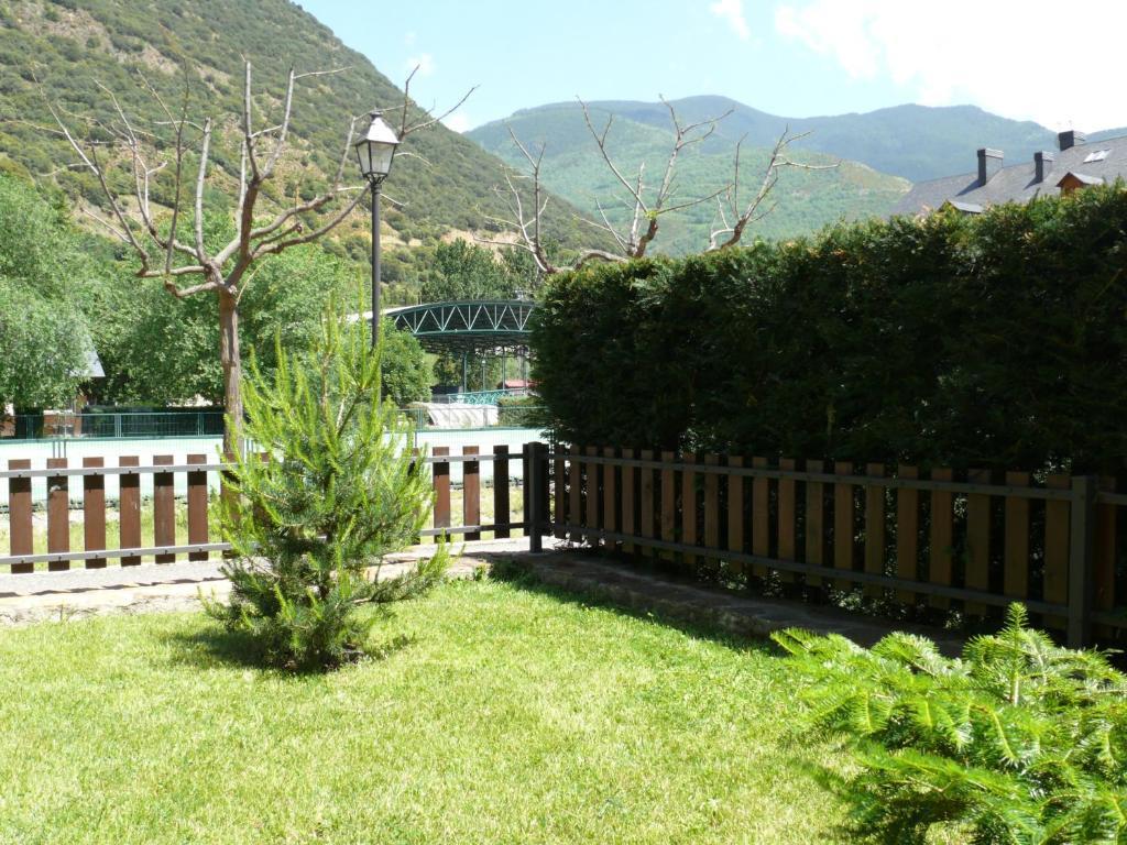 Wifi Baqueira&aigüestortes Con Jardín Privado Apartamento