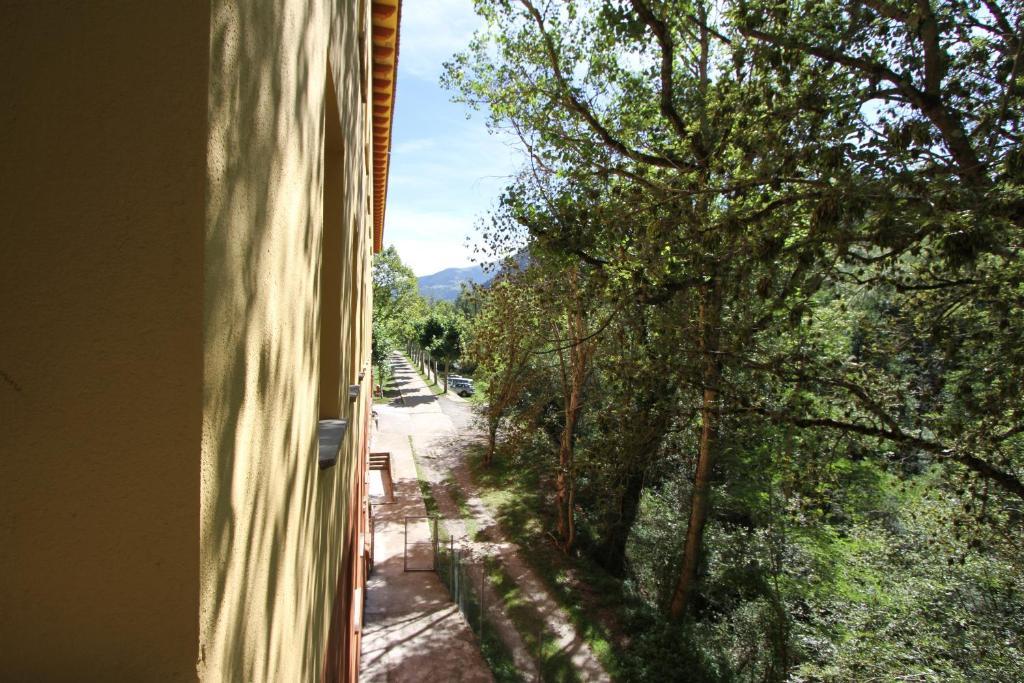 Roques Blanques Hostel *