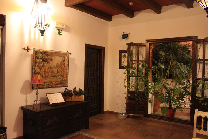 Palacio Manillas Hotel