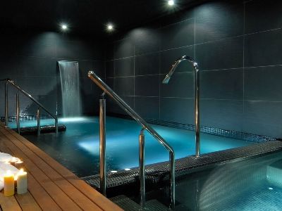 Hotel Vincci Frontaura 4*