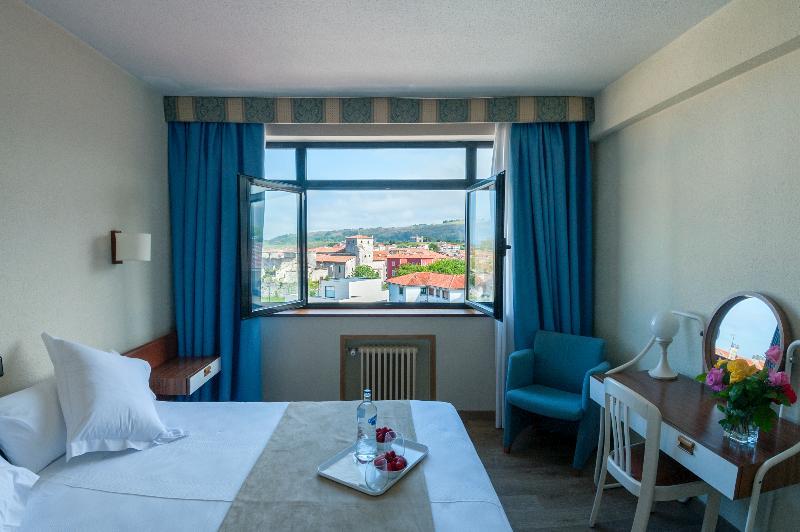 Montemar Hotel