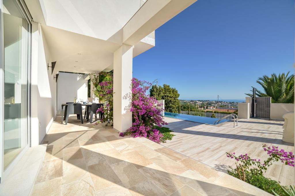 Royale Private Pool Of The Hill Superb Views Villa