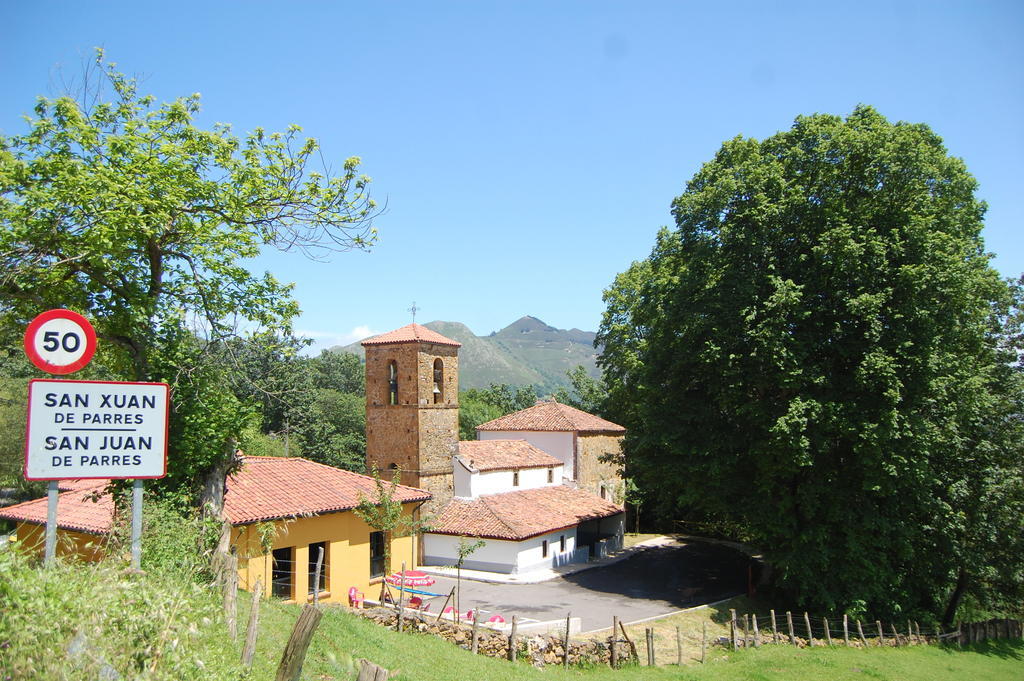 Albergue San Juan De Parres * San Juan de Parres