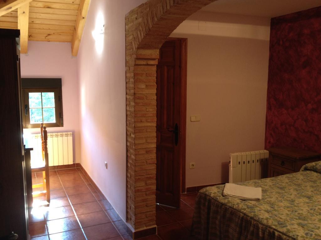 Rural Casa Parri Pensión Poveda de la Sierra