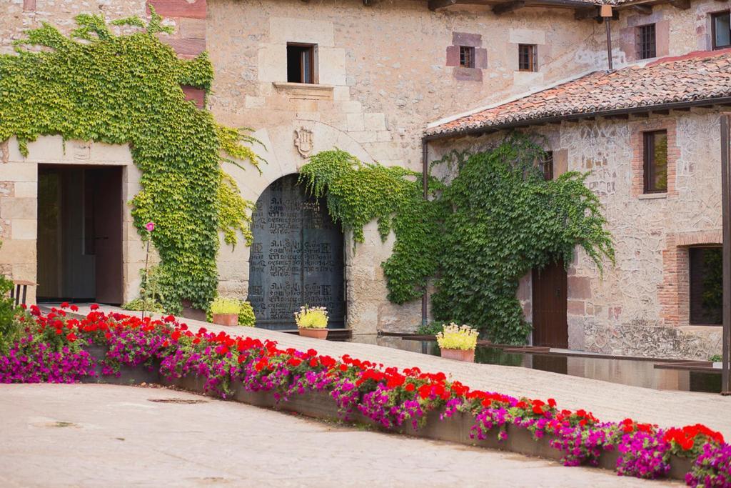 Hotel El Convento De Mave