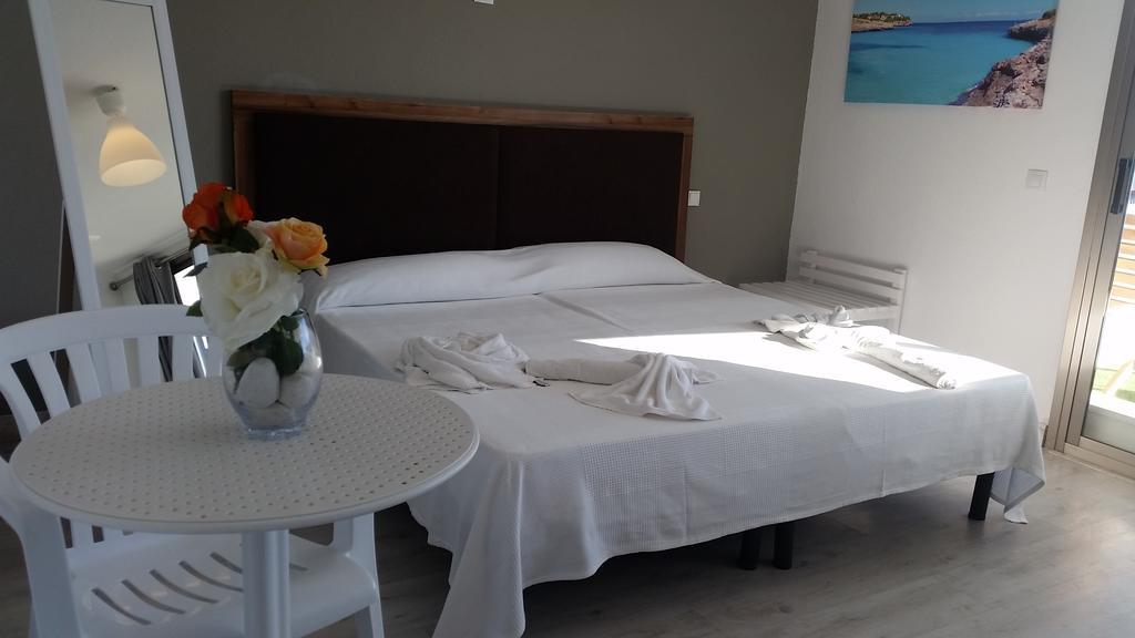 Aparthotel Es Nautico