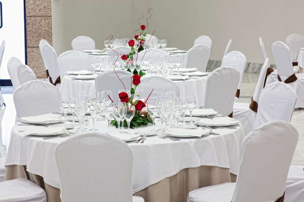Hotel Barceló V Centenario 4*