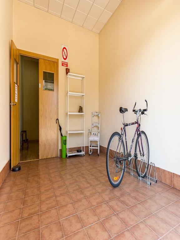 Hostal Albergue Melide *