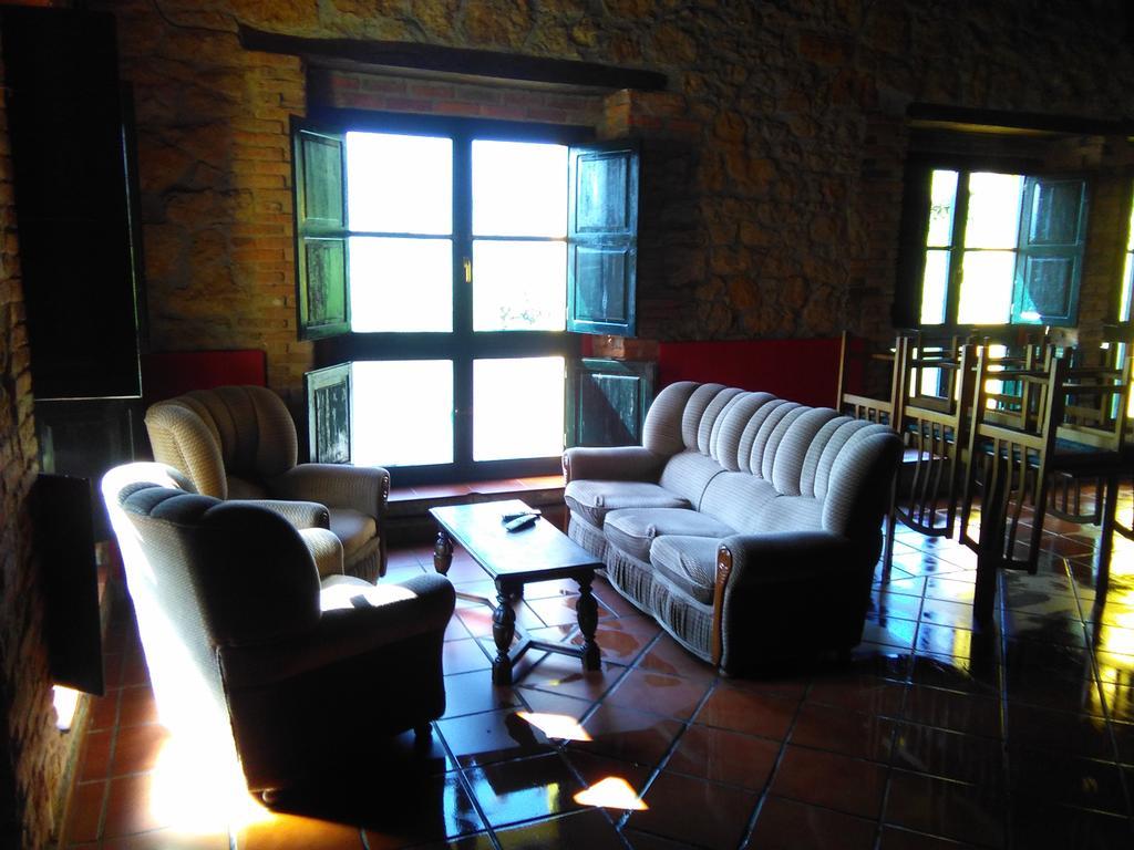 Albergue San Juan De Parres Pensión