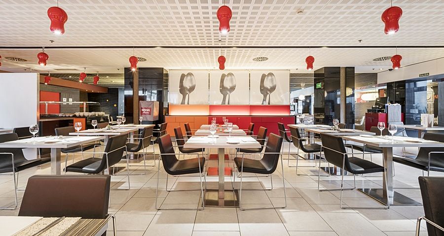 Ilunion Hotel