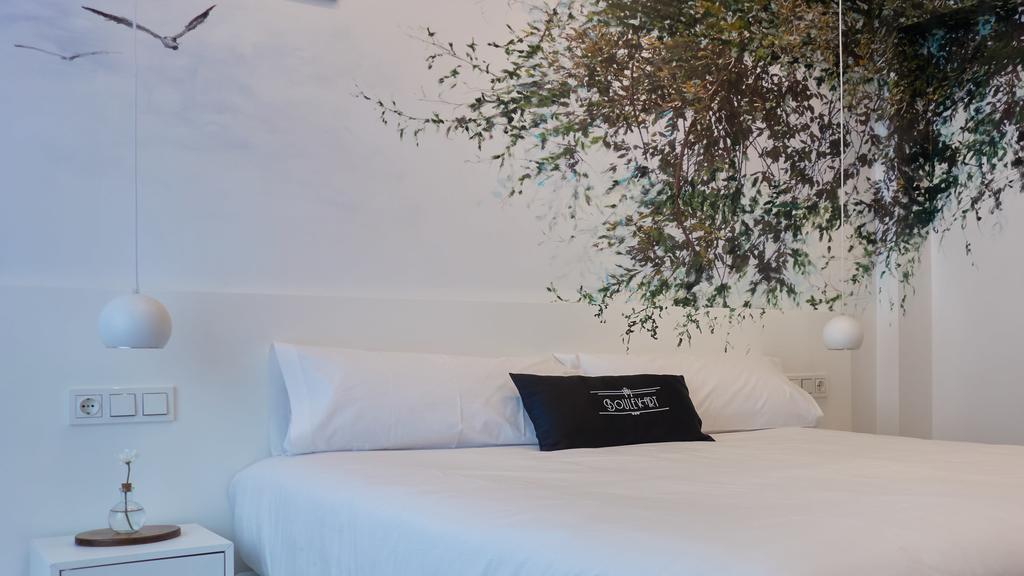 Boulevart Donostia Guest house *