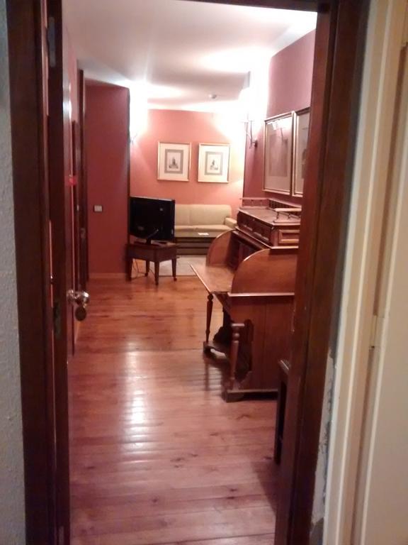 Hotel De 4*