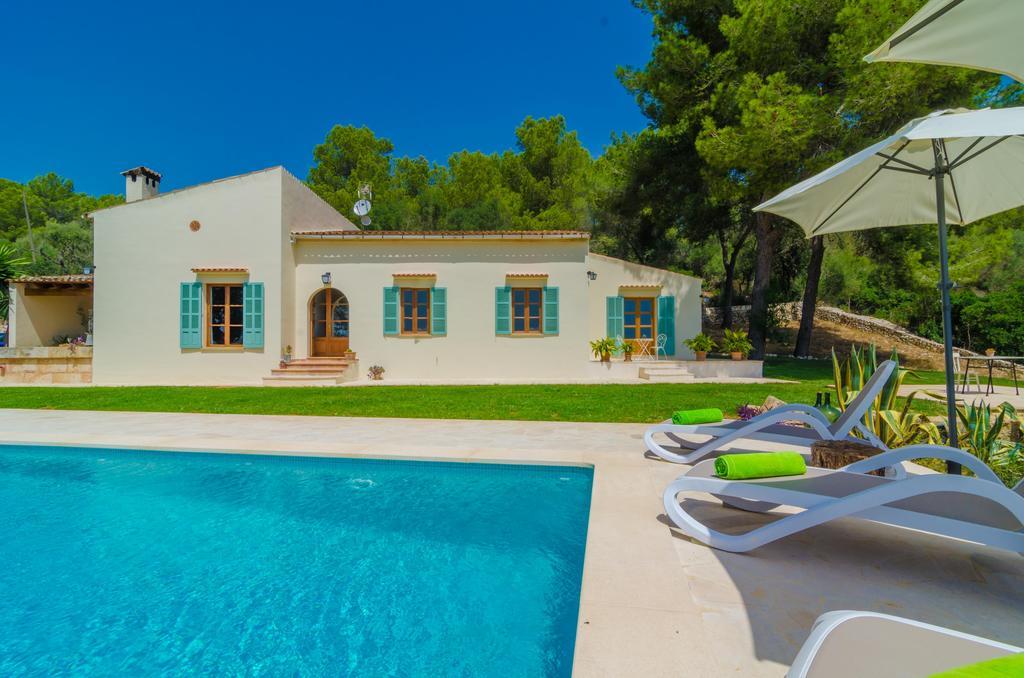 Son Mora Villa Porreras