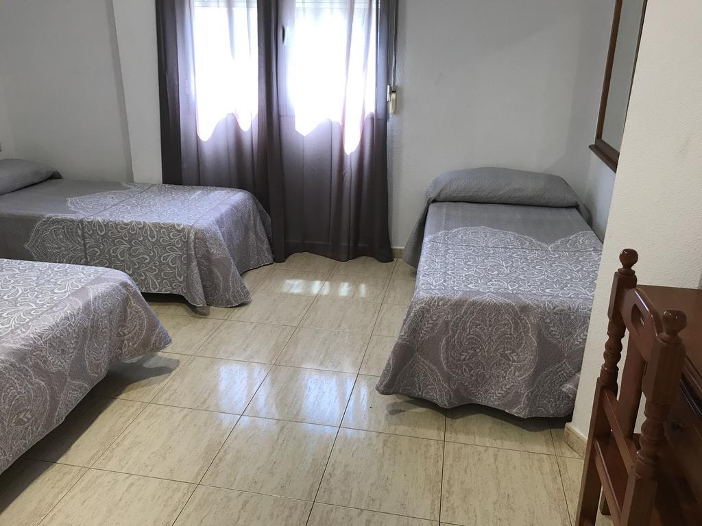 Pensión 82 2*
