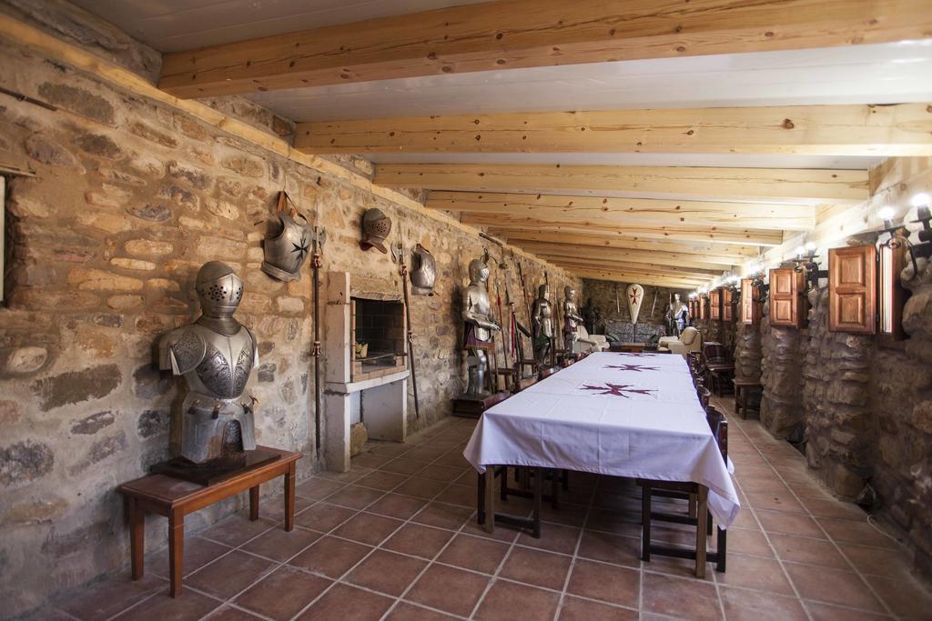Castillo De De Moncayo * Anon
