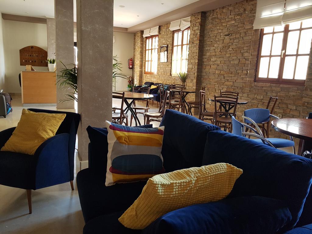 Santa Maria Guest house Cacabelos (Leon)