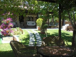 Hotel Dona Sancha Covarrubias