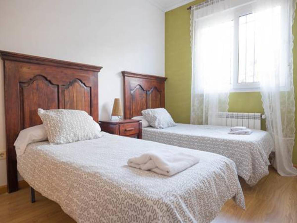 Centro De Turismo Rural Roqueo De Chavela Apartahotel