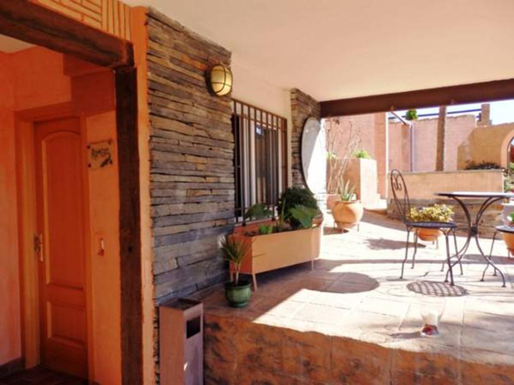 Apartahotel Centro De Turismo Rural Roqueo De Chavela