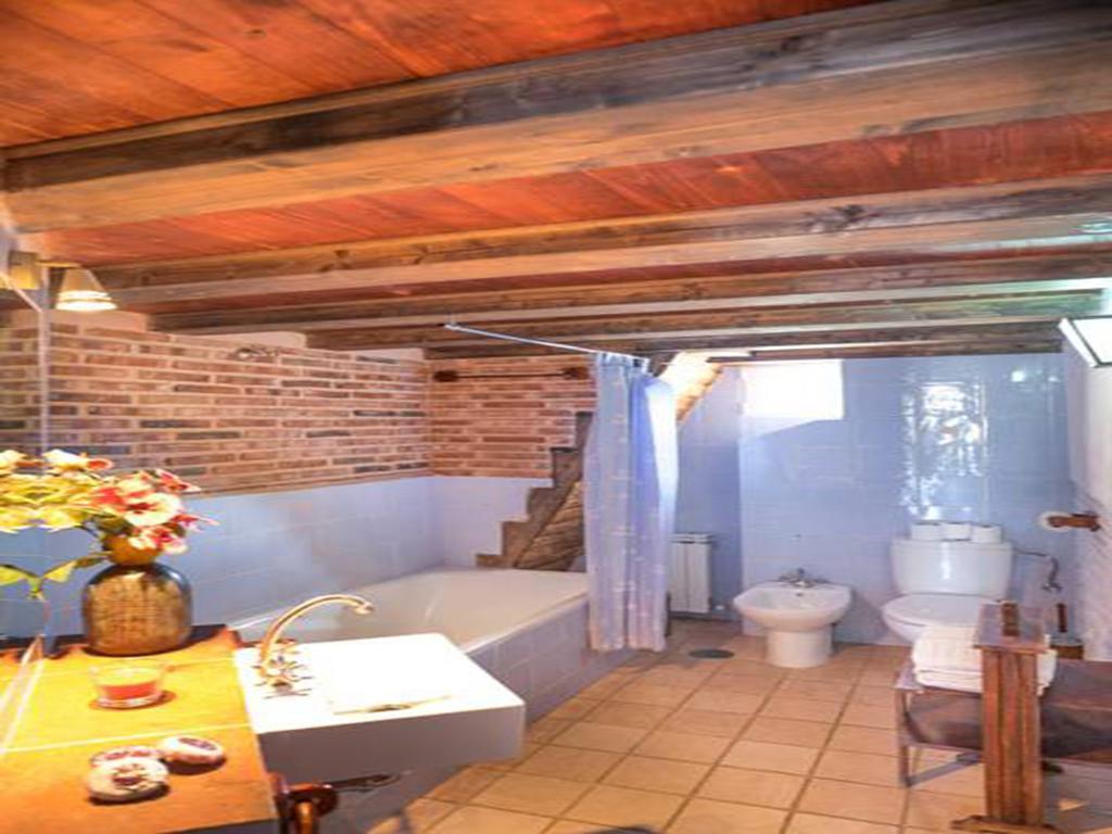 Centro De Turismo Rural Roqueo De Chavela