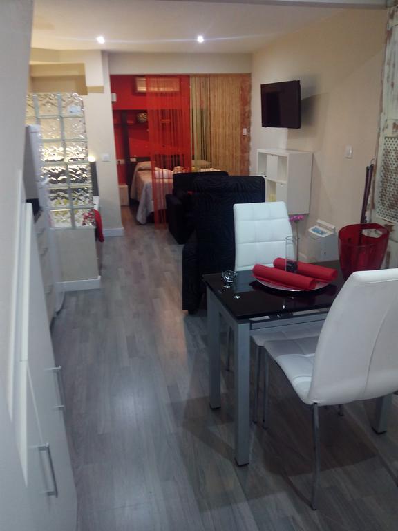 Apartamento Loft Jacuzzi Rojo Casa Ermita San Antonio Ubrique