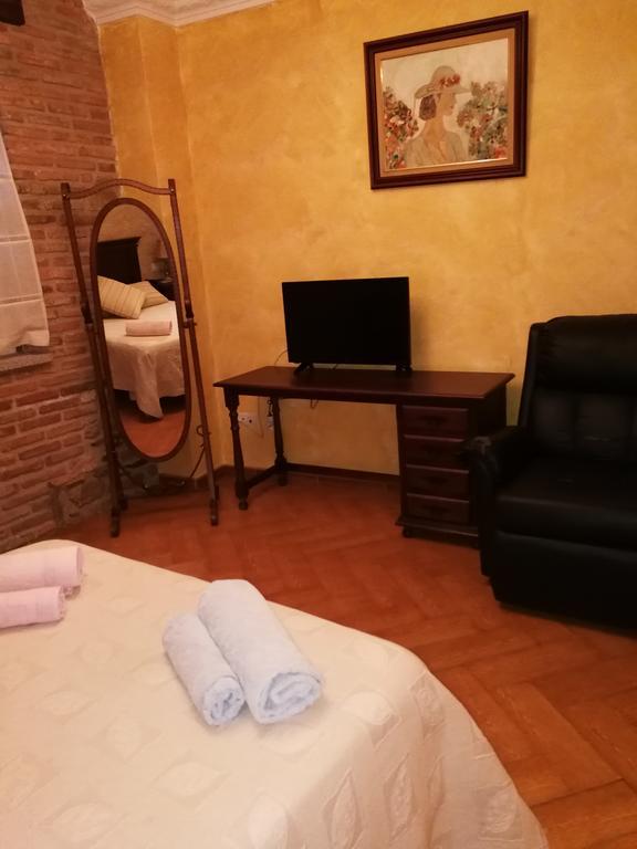 Rural La Buhardilla Hostal Barruecopardo