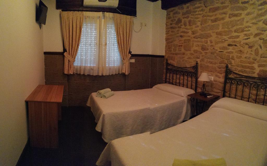 Rural La Buhardilla Hostal Barruecopardo