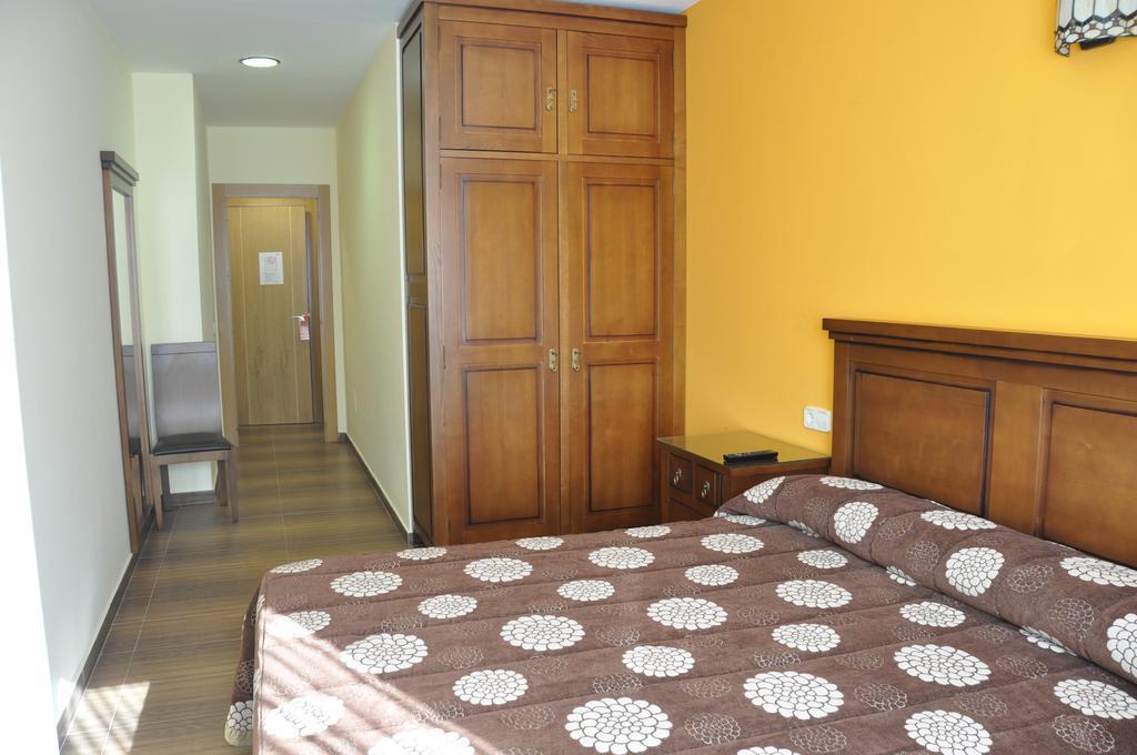 Hotel De Alba 3*