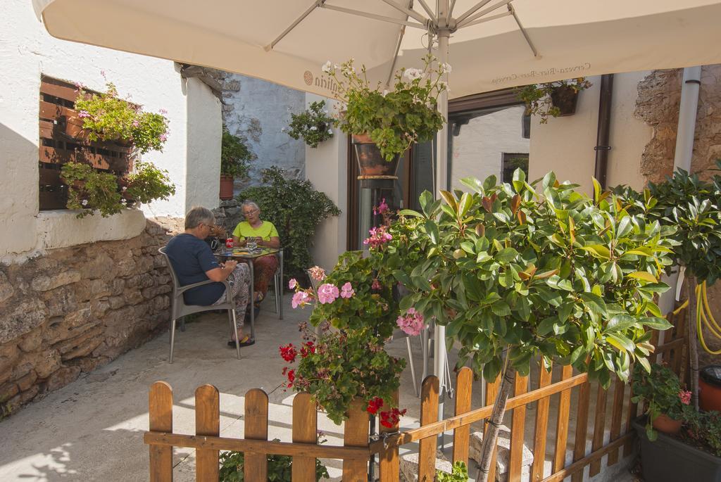 Guest house Hostal-bar Restaurante 