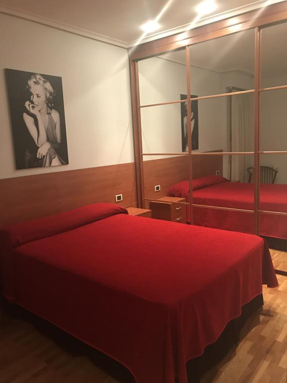 Pension Logrono 2*