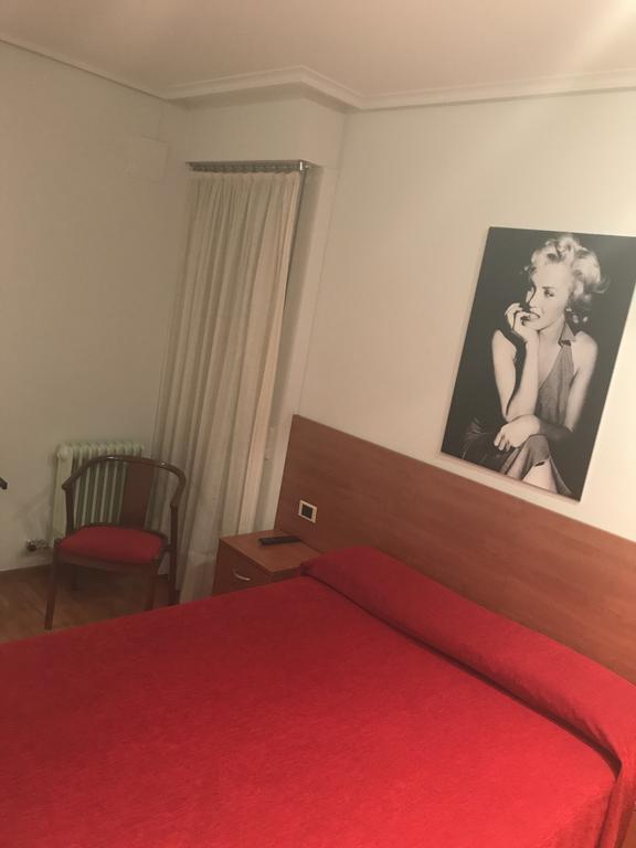 Guest house Pension Logrono