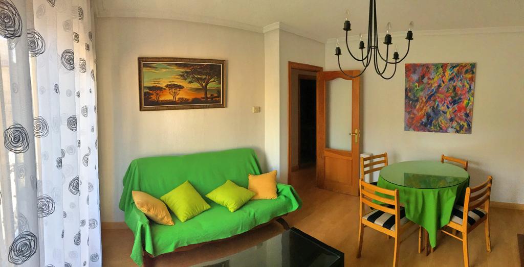 Vut Tomas Luis De Victoria Apartment *