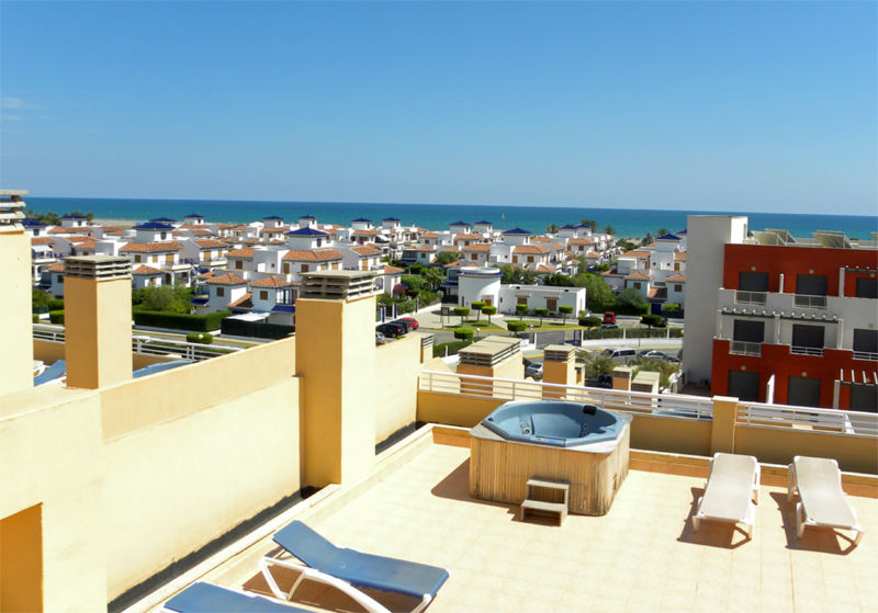 Advise Reina Apartahotel 4*
