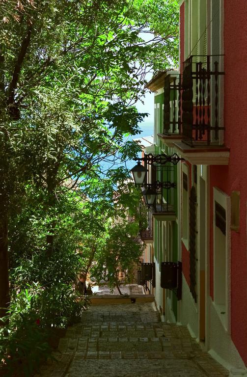 Occidental Pueblo Acantilado * El Campello