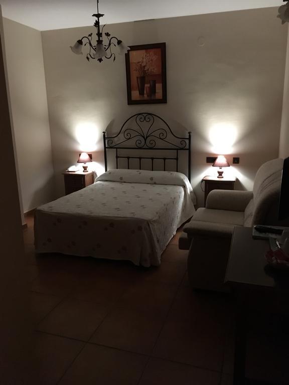 Balcon De Montes Hotel