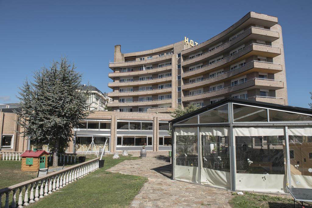 Vejo Hotel 3*