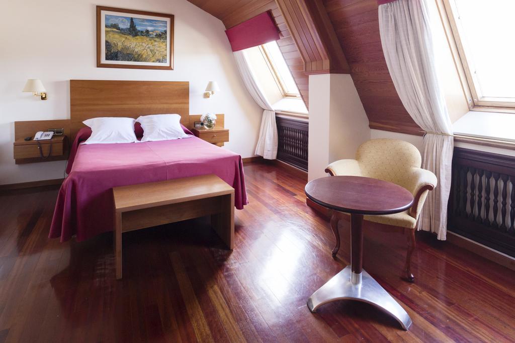 Hotel Valencia Ferrol