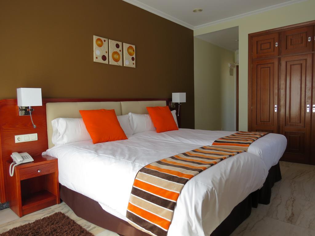 Anunciada Hotel 2*