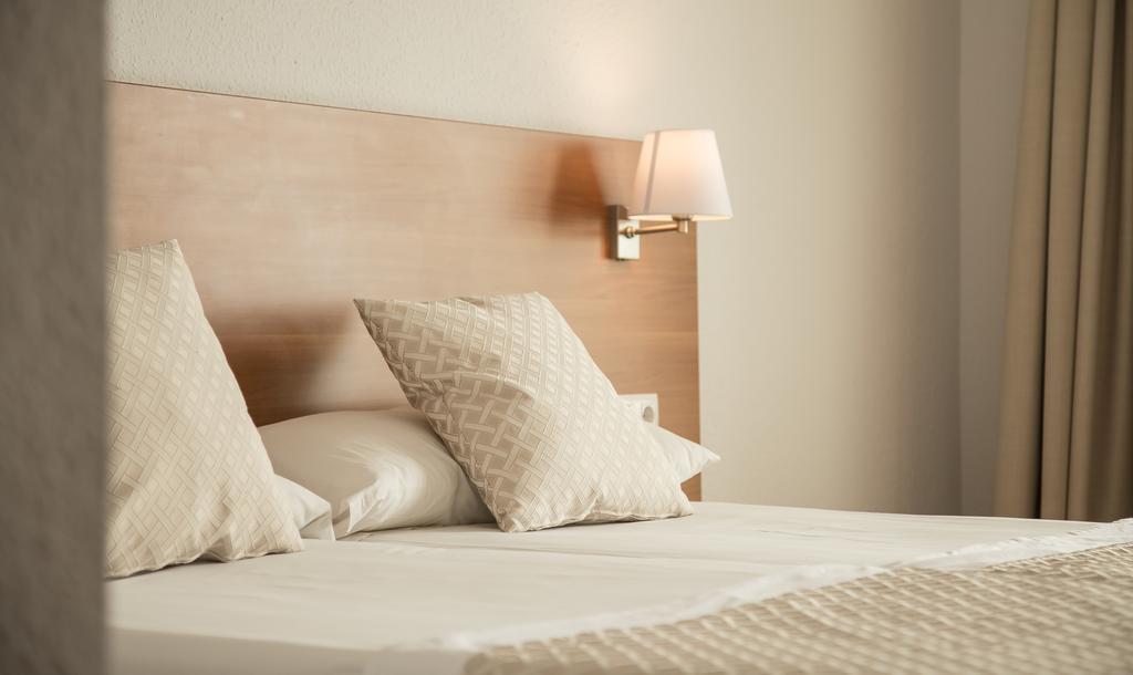 Carlos Iii Hotel