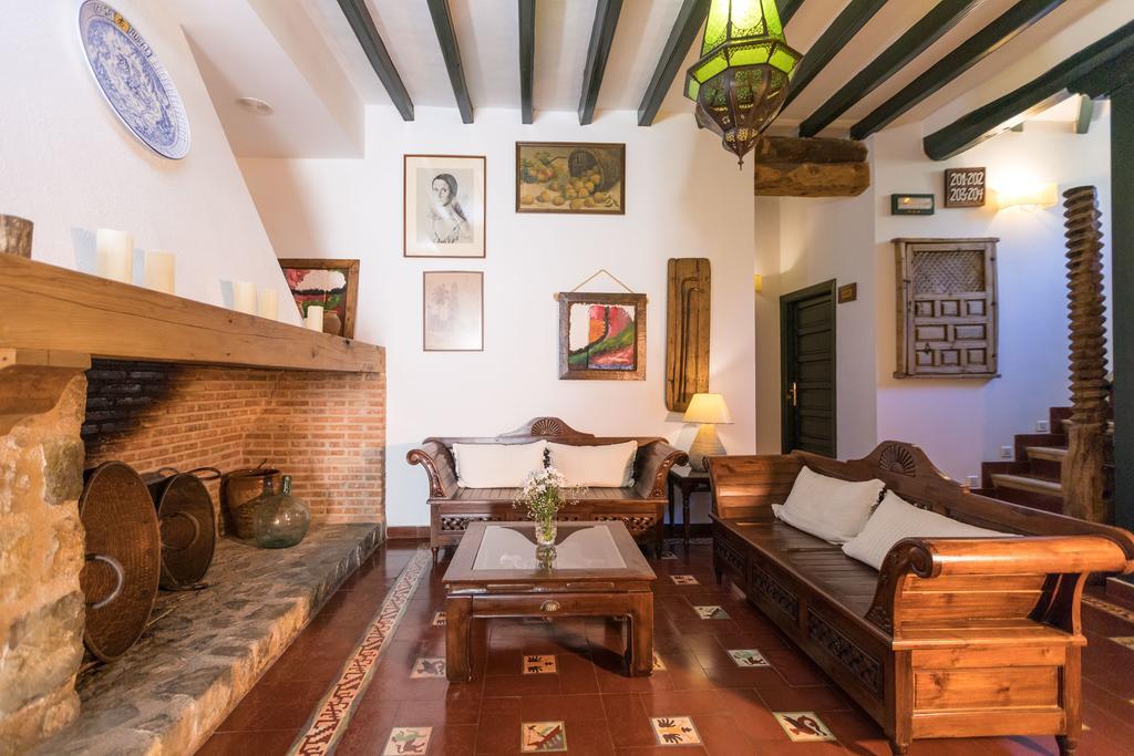 Calerilla (adults Only) 2* Burunchel