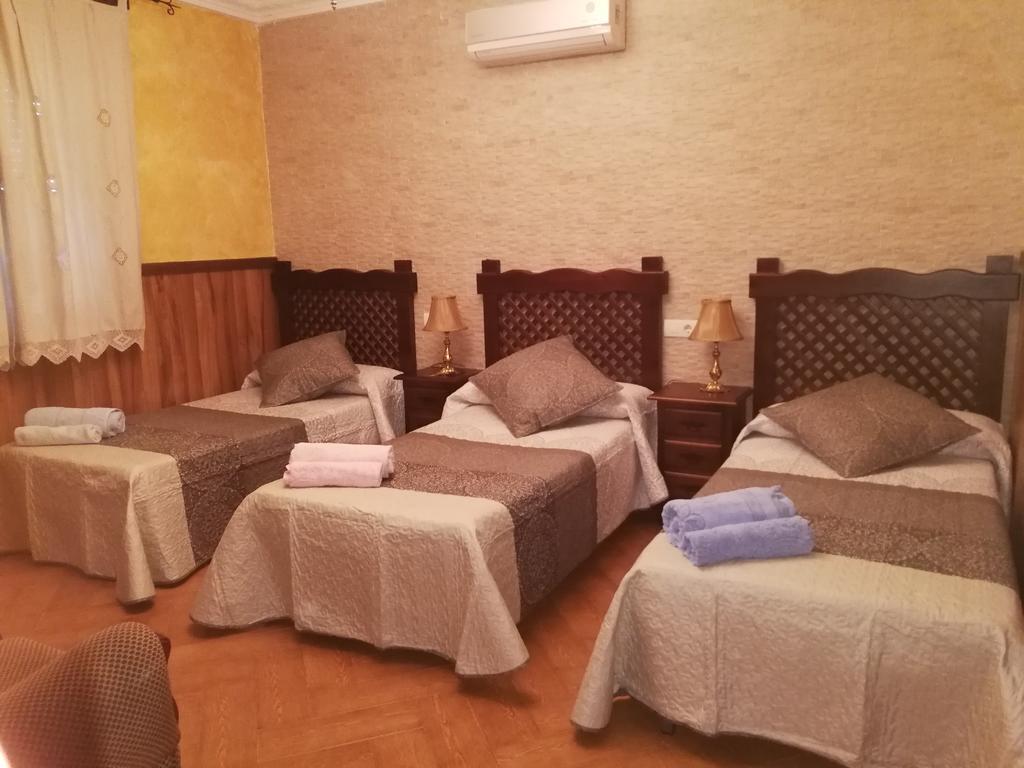 Hostal Rural La Buhardilla Barruecopardo