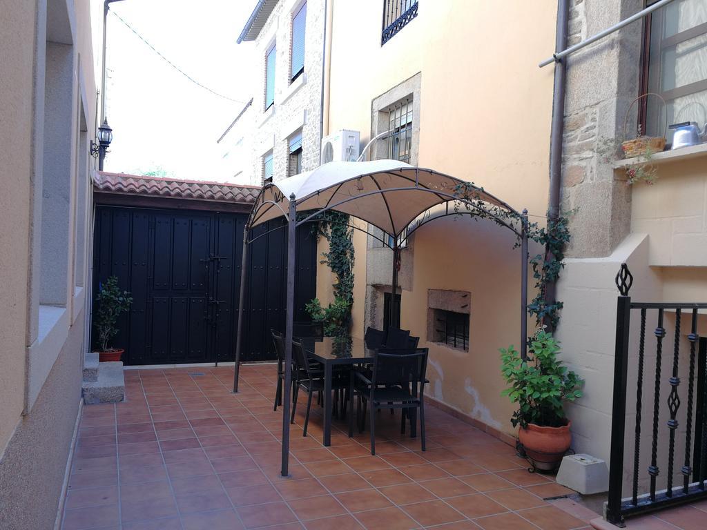 Hostal Rural La Buhardilla *