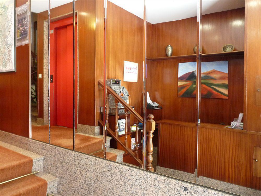 Nest El Camino Hotel *