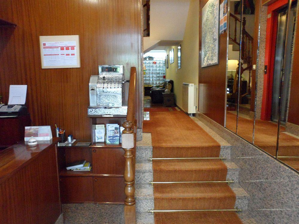 Nest El Camino Hotel