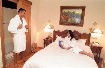 Hotel Peruskenea 2*